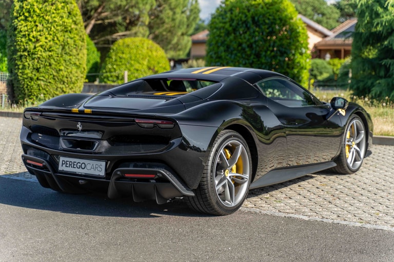 Ferrari 296
