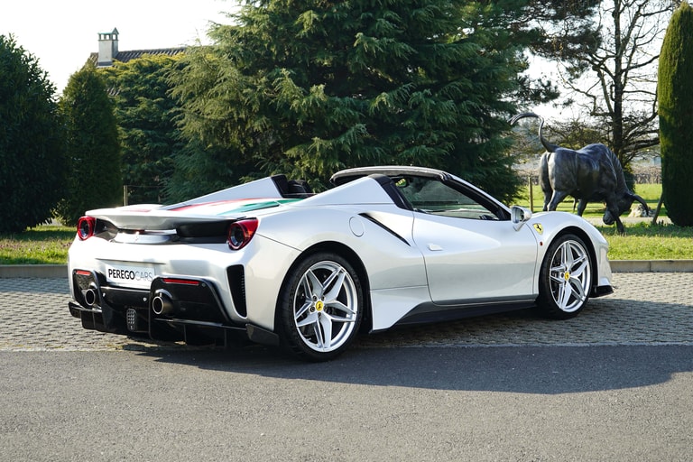 Ferrari 488