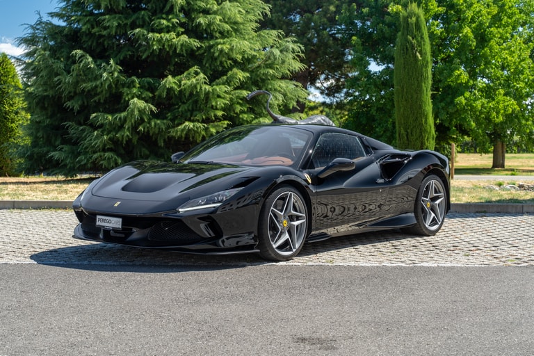 Ferrari F8