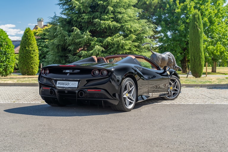 Ferrari F8