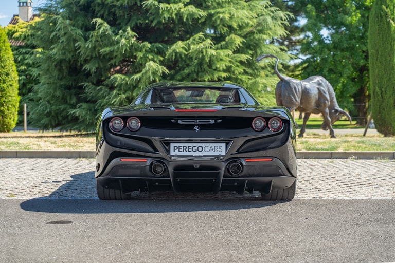 Ferrari F8