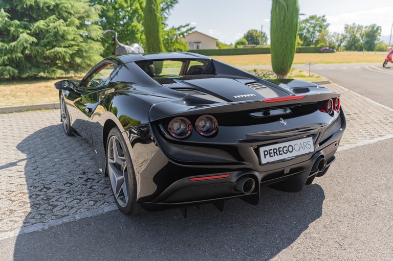 Ferrari F8