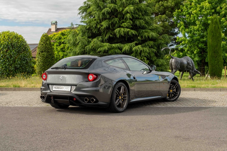 Ferrari FF