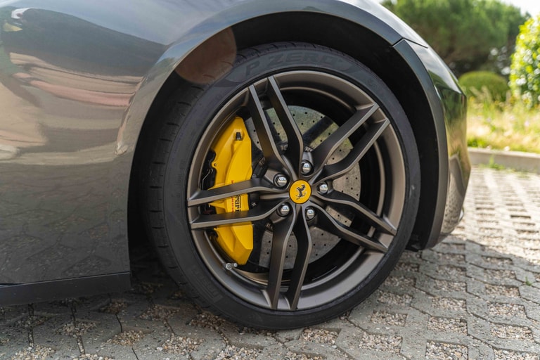 Ferrari FF
