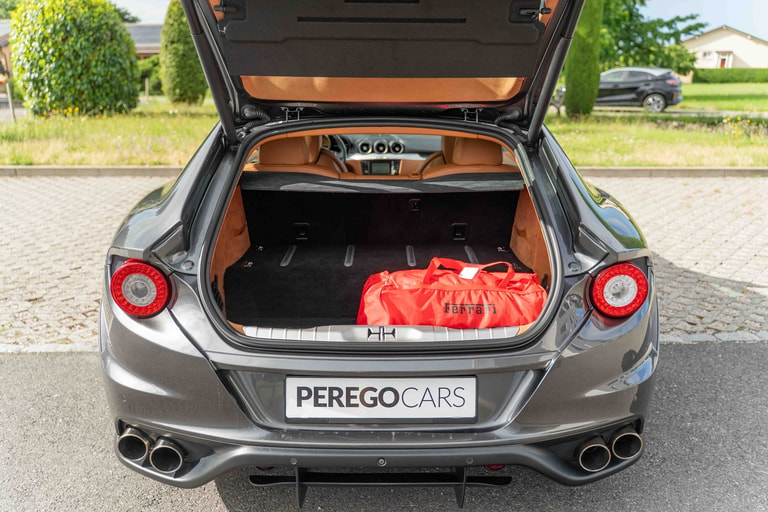 Ferrari FF
