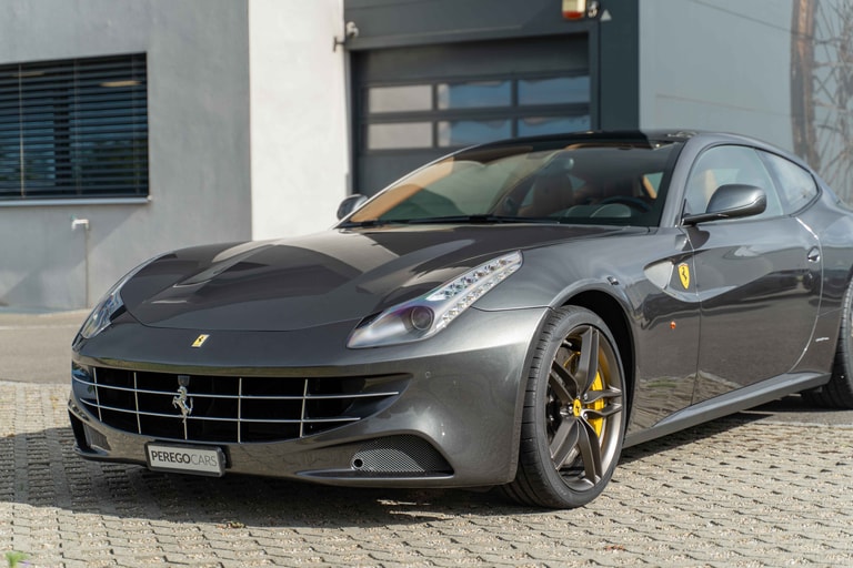 Ferrari FF