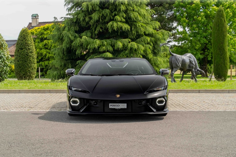 Lamborghini TEMERARIO