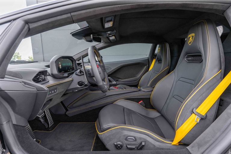 Lamborghini TEMERARIO