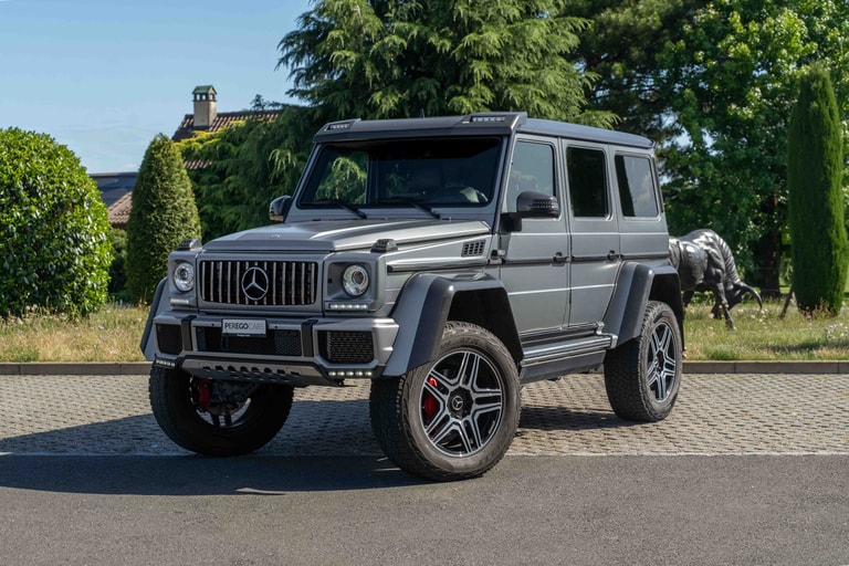 Mercedes-Benz G 500