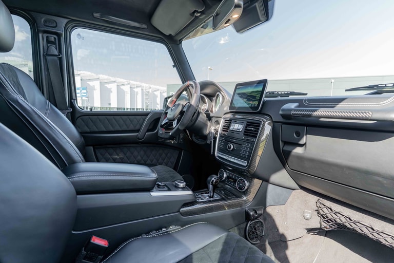Mercedes-Benz G 500