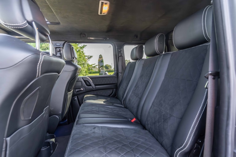 Mercedes-Benz G 500