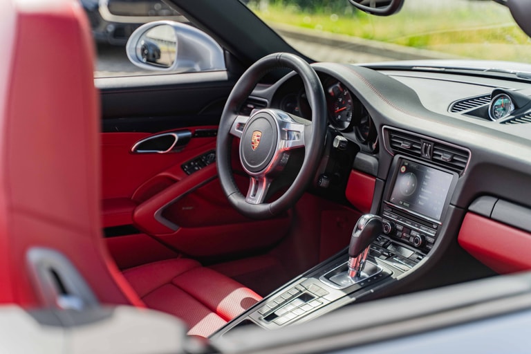 Porsche 911