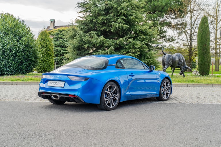 Alpine A110