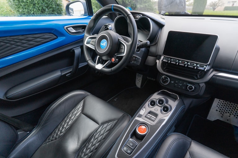 Alpine A110