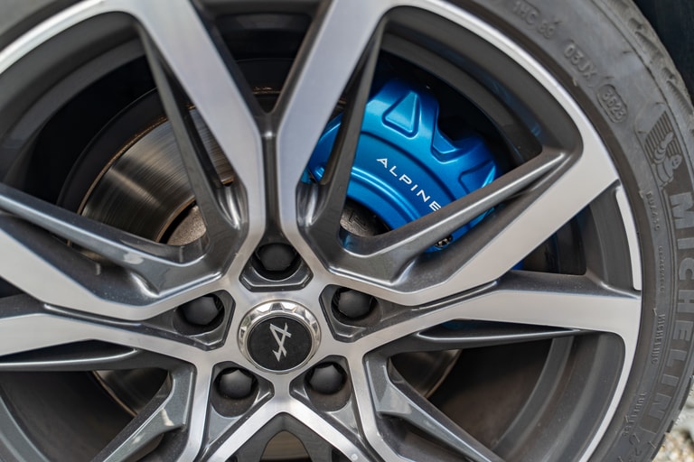 Alpine A110