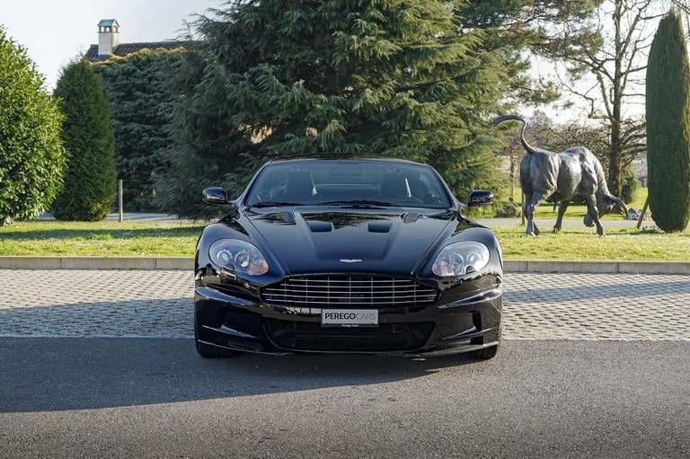 Aston Martin DBS