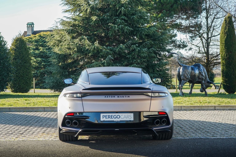 Aston Martin DBS