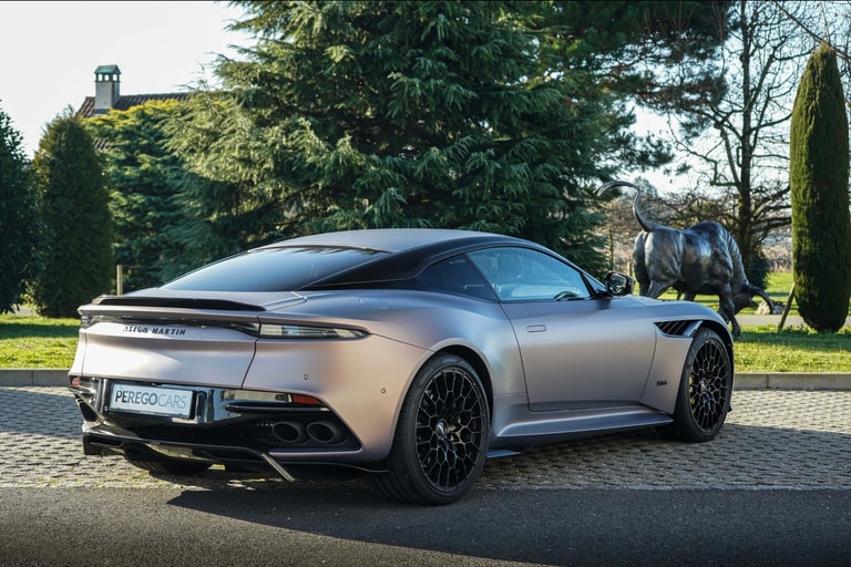 Aston Martin DBS