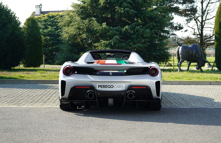 Ferrari 488