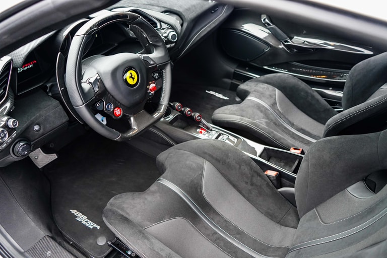 Ferrari 488