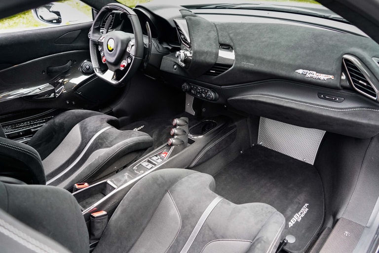 Ferrari 488
