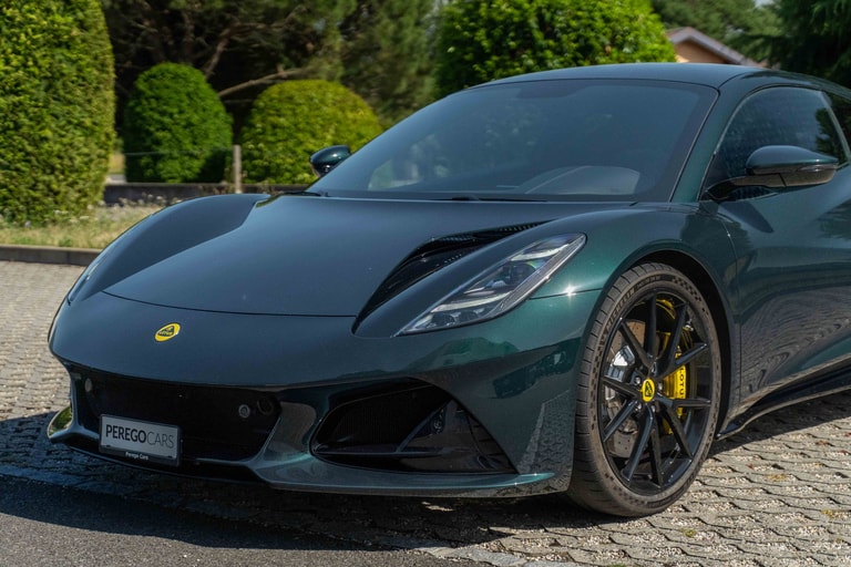 Lotus EMIRA