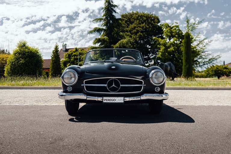Mercedes-Benz 190