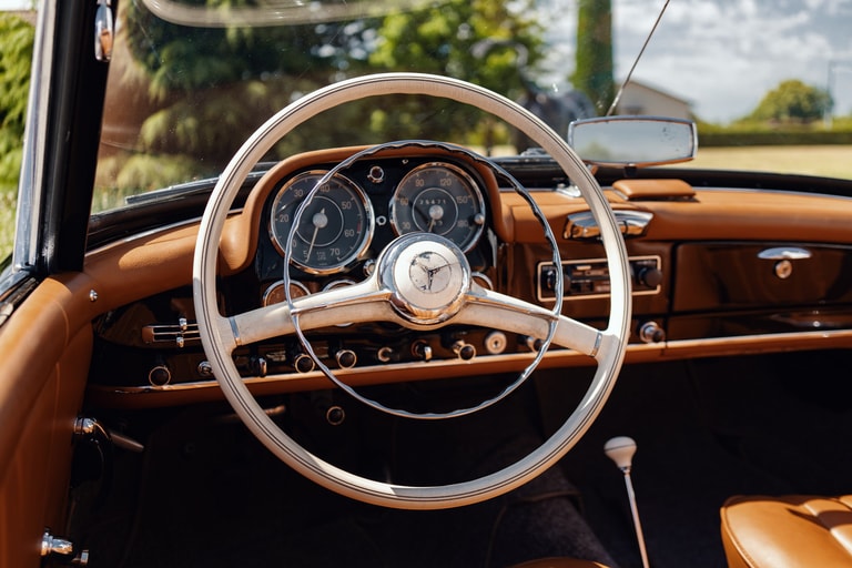 Mercedes-Benz 190