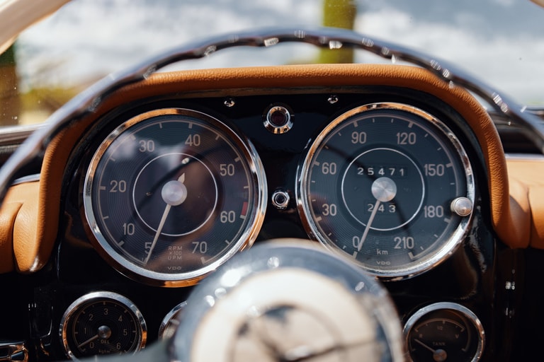 Mercedes-Benz 190
