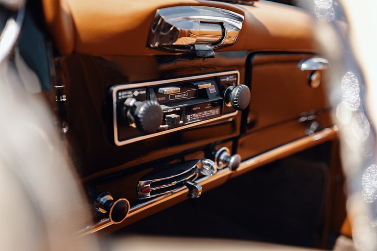 Mercedes-Benz 190