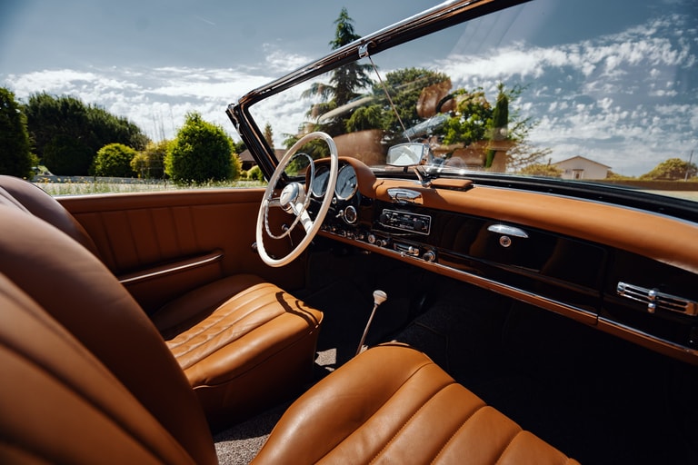 Mercedes-Benz 190